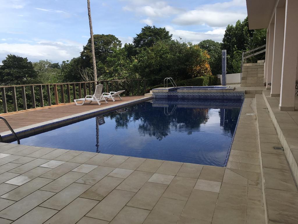 Many'S House Hotel Ballena Exterior photo